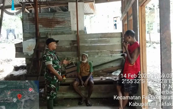 Babinsa Fakfak Dorong Budidaya Ayam Warga